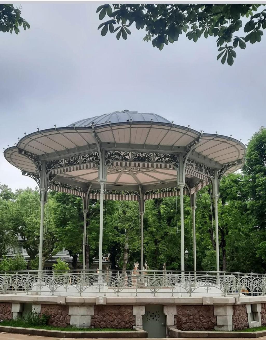 Le Splendid - Hypercentre - Proche Opera & Parcs - Thermes Vichy Extérieur photo